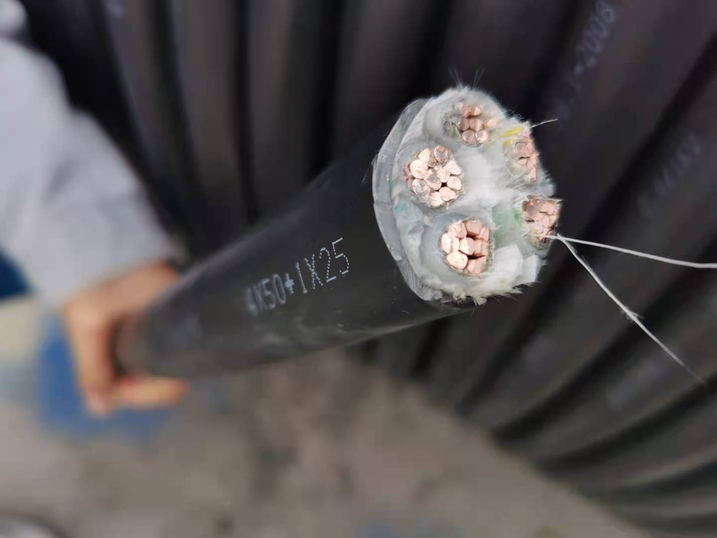 东莞电缆厂浅谈电线电缆的知识介绍