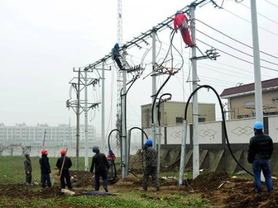 架空电缆敷设要求及施工方案